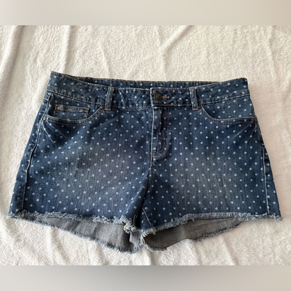 LC Lauren Conrad Pants - Lauren Conrad White Polka Dots Denim Frayed Stretch Shorts 14 women’s